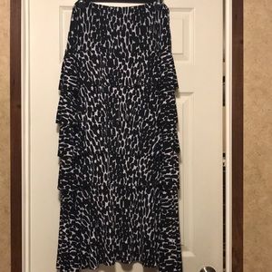 Layered ruffle skirt💕